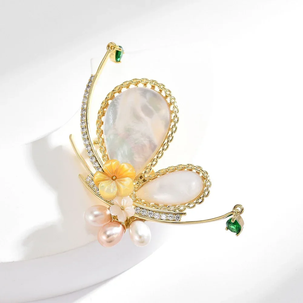 New Women Crystal Brooches Dragonfly Butterfly Bee Badge Pin Vintage Zircon Collar Pins Weddings Office Party Scarf Pin Jewelry