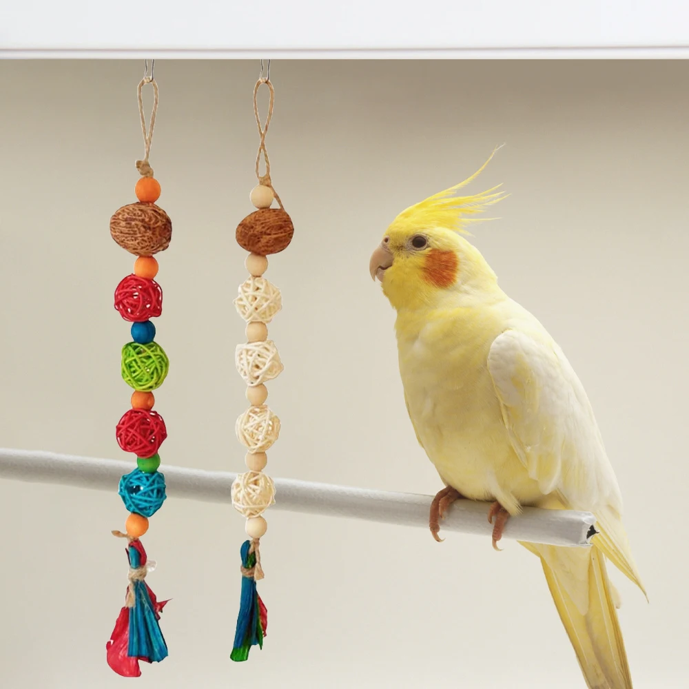 1pc Random Color Rattan Ball Bead Bite Toy Grinding Teeth Hanging Chew Toy for Parrot Bird Hamster Entertainment Cage Decoration