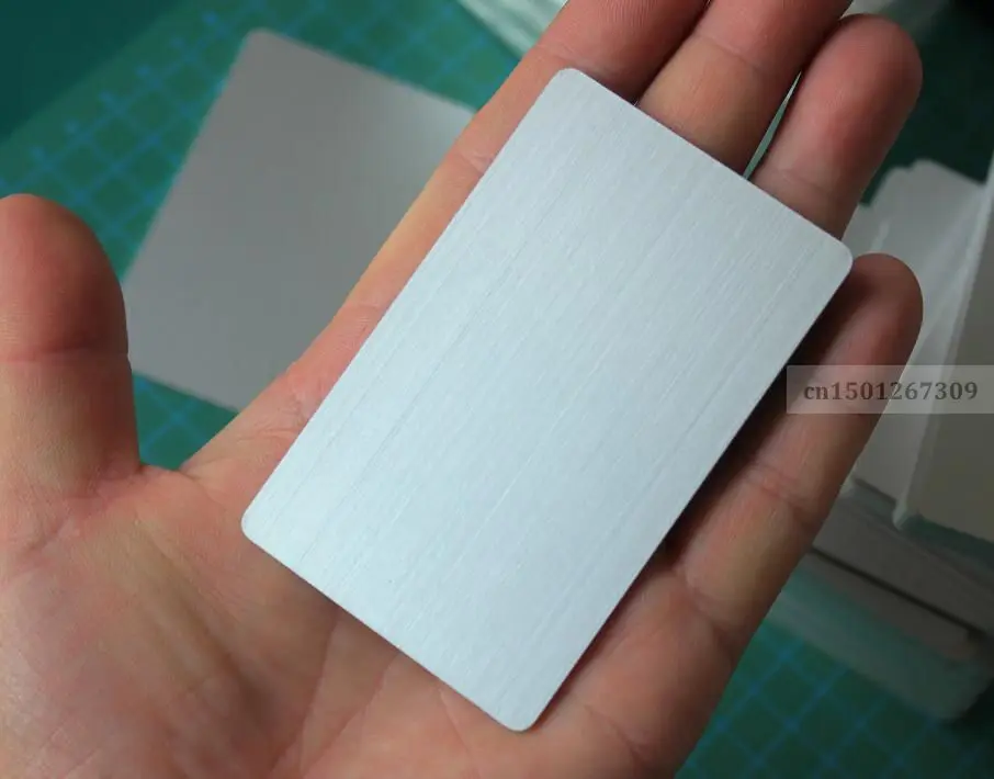 Thickness 1.5mm Anodized Matte Finish Silver Aluminum Metal Business Cards Laser Engraving