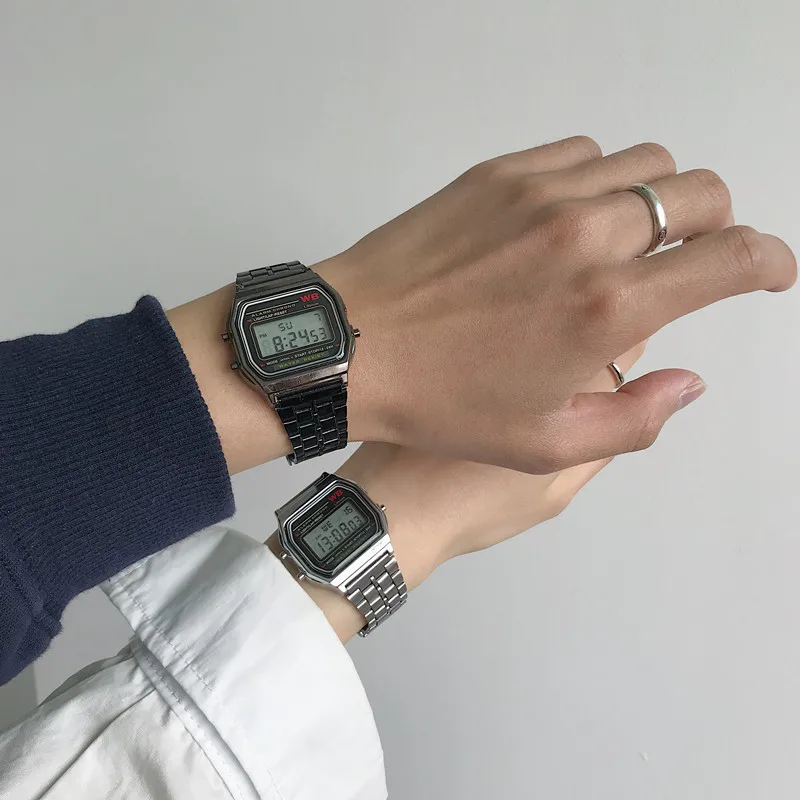 Luxury F91W Steel Band Watch Retro LED Digital Sports Military Watch Electronic Wrist Band Clock Ladies Men Couples Watches 4