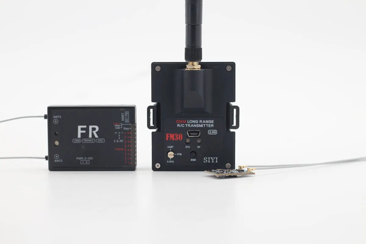 SIYI FM30 2.4G 30KM Radio Module Long Range Datalink Telemetry Bluetooth With FR Mini Receiver