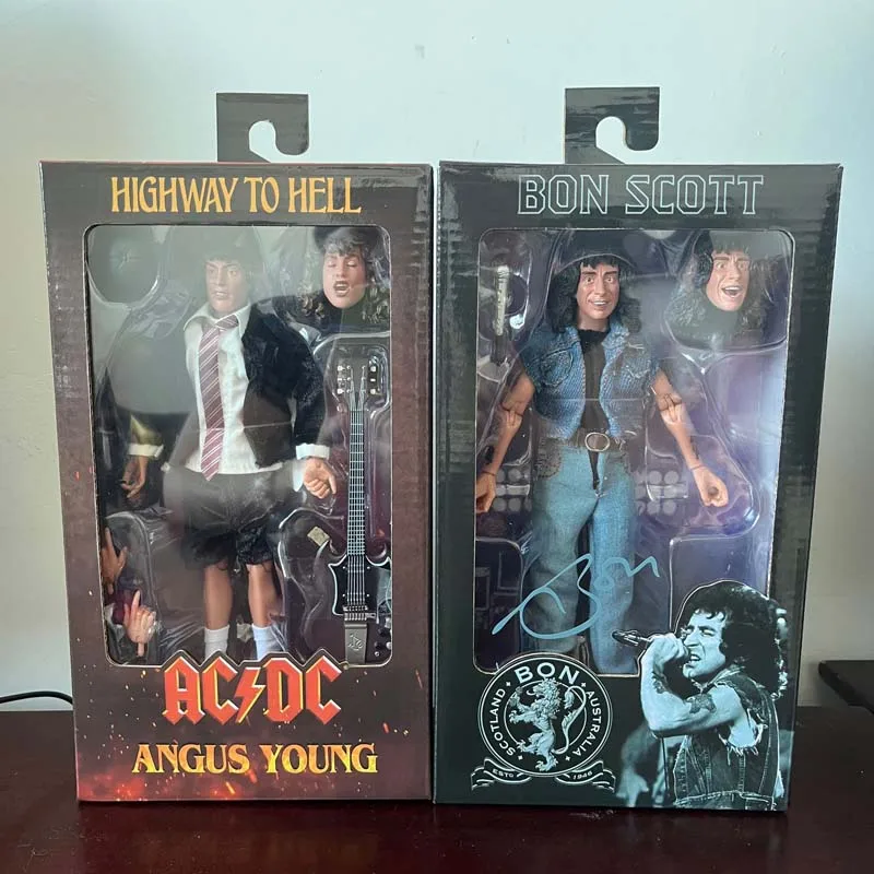Figurine D'action Angus Young - AC/DC - Collection Highway To Hell - 18 Cm - NEUVE