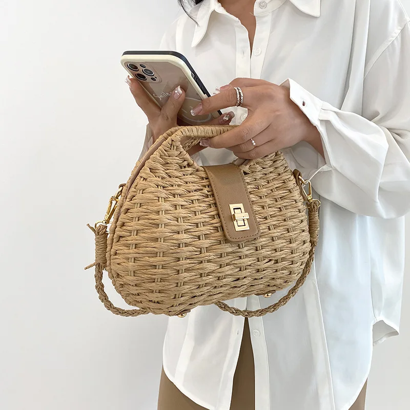 Fashion Wicker Rattan Bag Woven Women Handbags Summer Travel Beach Bag Bali Straw Shoulder Crossbody Bags for Women Clutch