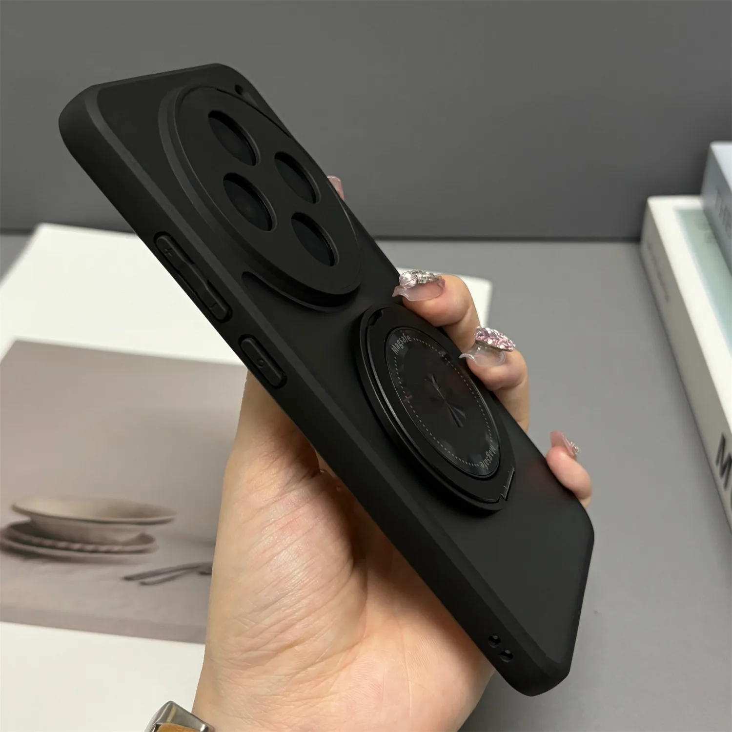 Frosted 360 Magnetic Mount Skin-Friendly Anti-Drop PC Cover