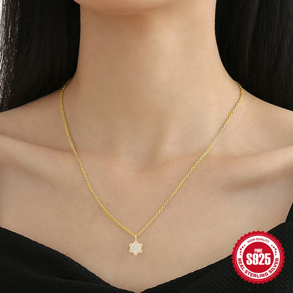 

Женское колье из серебра 925 пробы, с фианитом