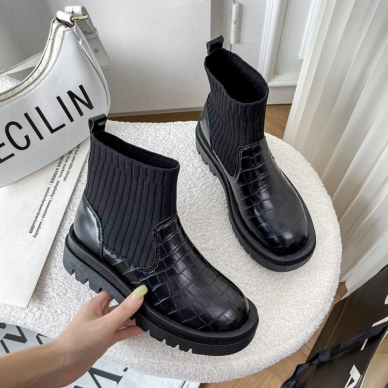 Women Ankle Boots Slip On Pu Leather Splicing Ladies Shoes Female Fashion Autumn Short Boot Non Slip Woman Platform Shoes New