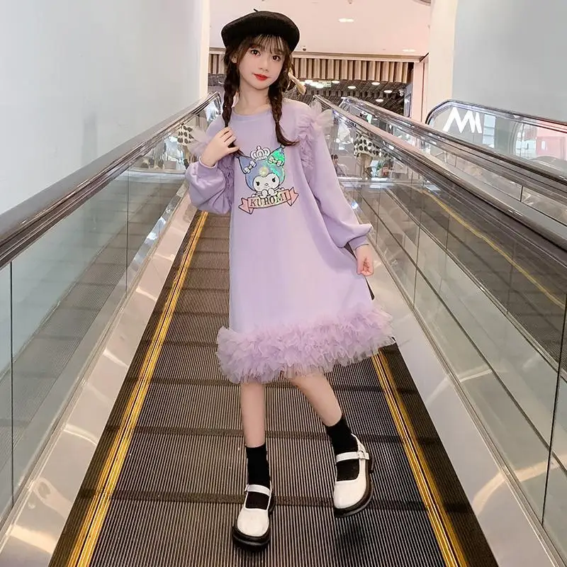 

Платье принцессы Sanrios Kuromi с мультяшным принтом для девочек, милый плюшевый свитер с рисунком из аниме, модная повседневная детская одежда с круглым вырезом на осень