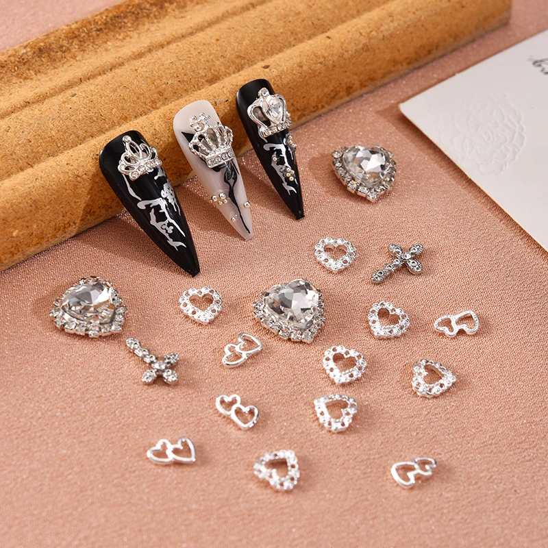 60PCS 실버 네일 참 크리스탈 하트 네일 참 3D 합금 크로스 네일 참 금속 나비 참 네일 보석 라인스톤