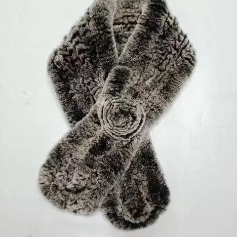 Damen verdickter echter Rex-Kaninchenfell-Halswärmer-Schal mit Blumenmuster, warme und stilvolle koreanische Version, Herbst-Winter-Modeaccessoire – Detail 13