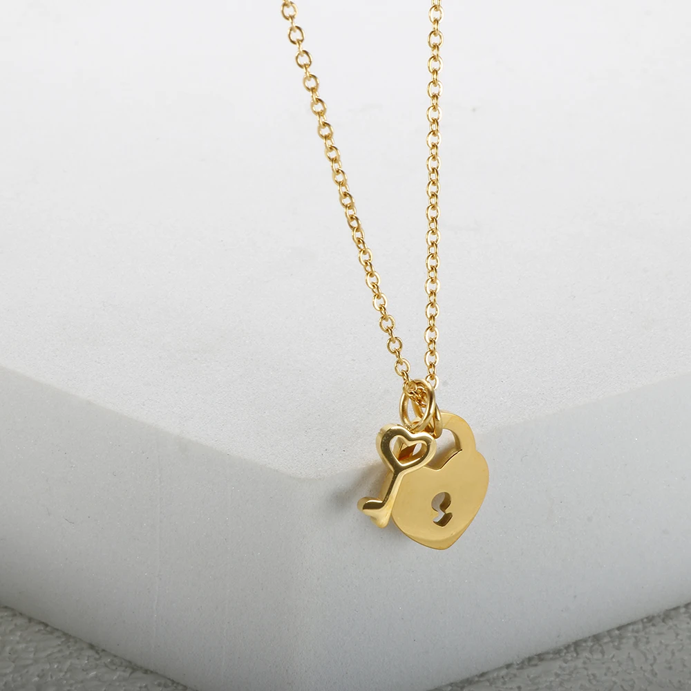 Fashion Trendy Love Key Lock Stainless Steel Pendant Necklace Can