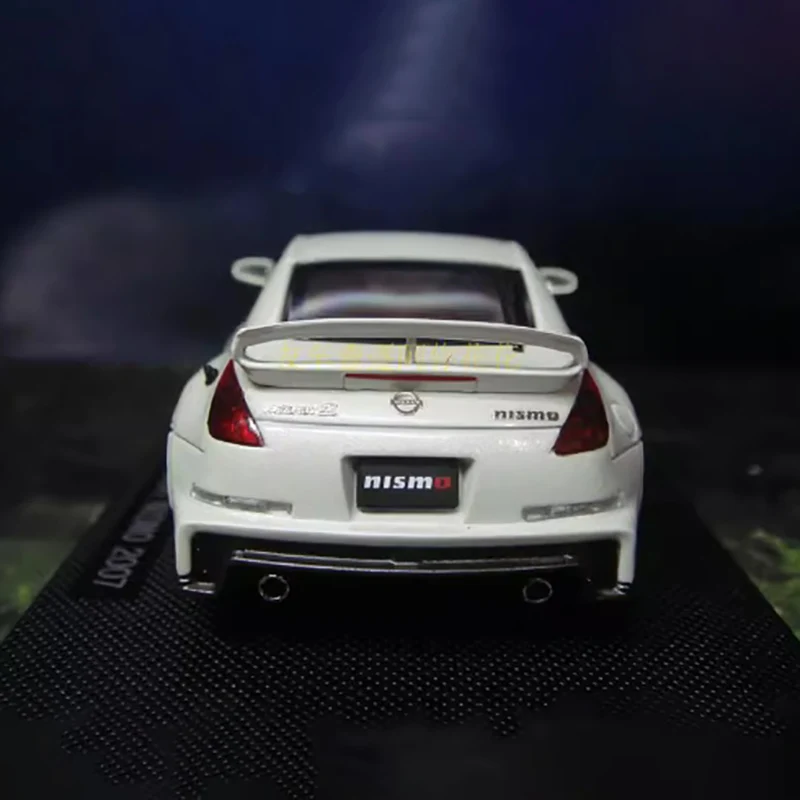 Diecast 1:43 Scale Nissan Fairlady Z Nismo 380rs Sports Car