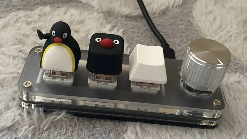 Mini Macro Mechanical Keyboard RGB with 3 Photoshop Keys photo review