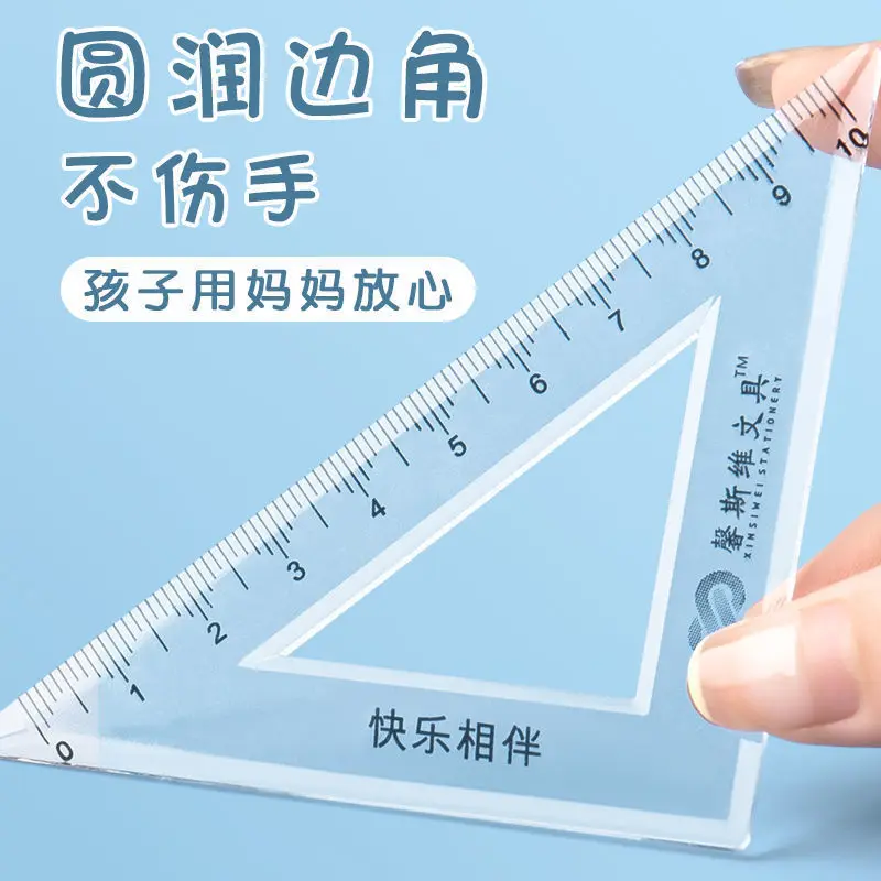 어린이용 4종 학생용 자 세트에는 20cm 직선자, 각도기, 45도 90도 삼각자, 다기능 자가 포함됩니다.