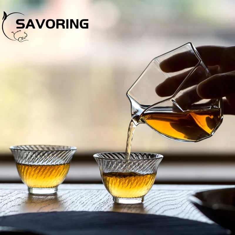 Japanese Heat-resistant Glass Petal Cup Smelling Cup Transparent Vertical Teacup Single Master Small Sake Wine Drinkware
