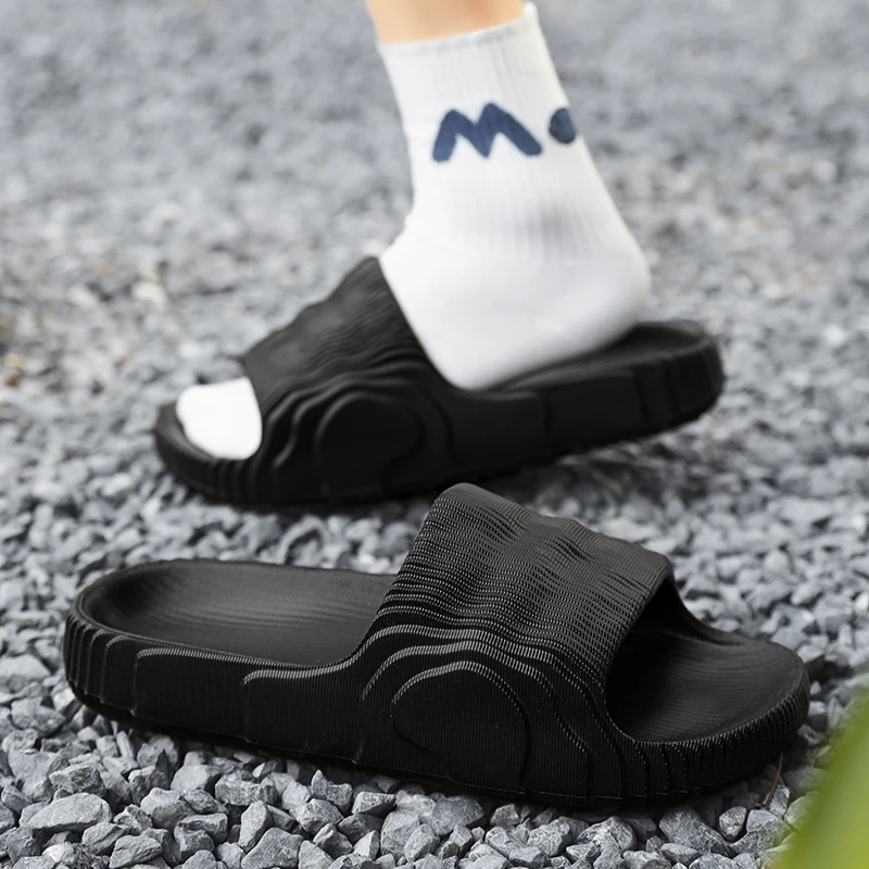 Men's house shoes Soft men's slippers walk around home flip flops comfortable men's sandals