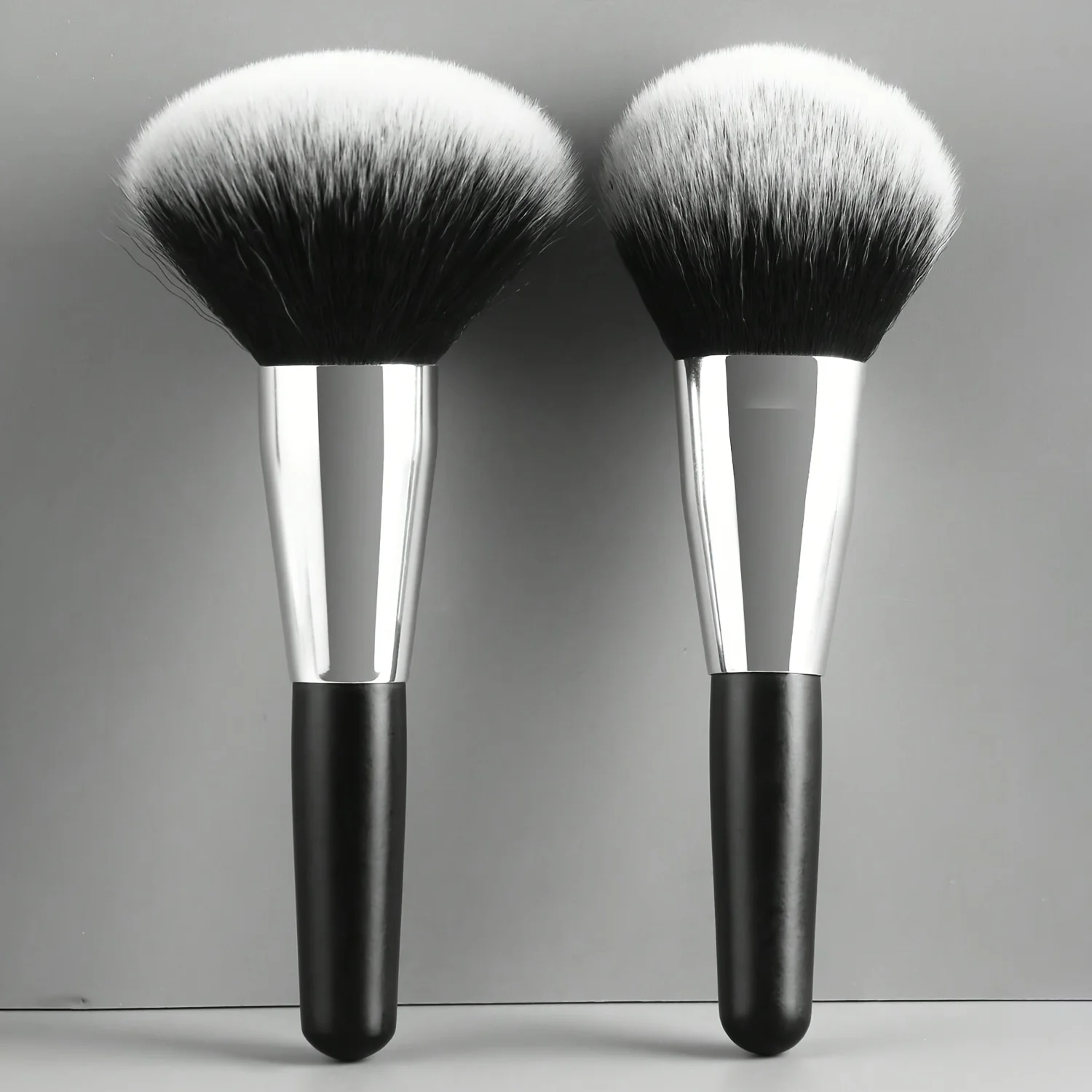 Makeup Brushes Set with Portable Case