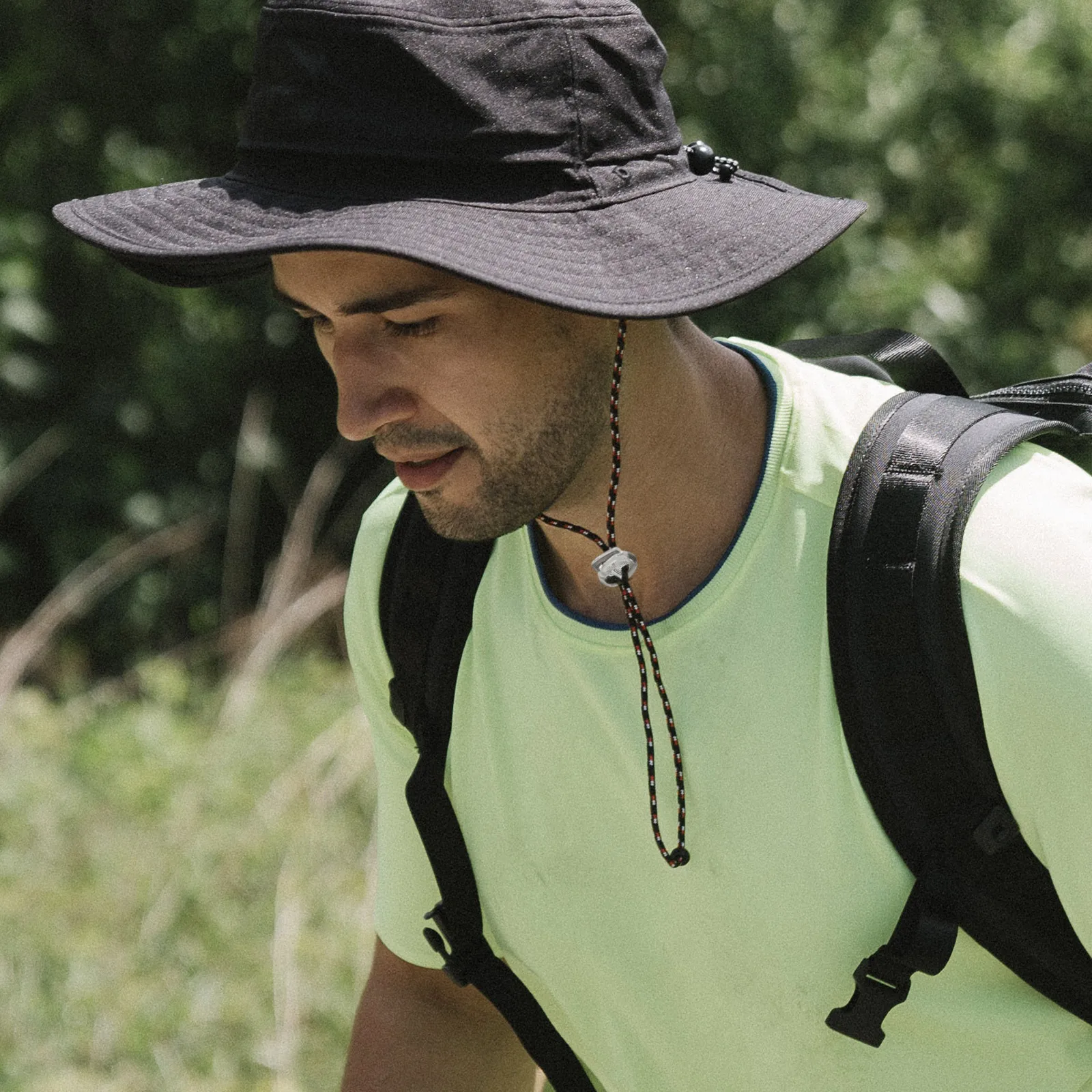 100개 고품질 스프링 코드락 플라스틱 코드락 조절 가능한 패스너 토글 드로스트링 옷 끈 DIY용