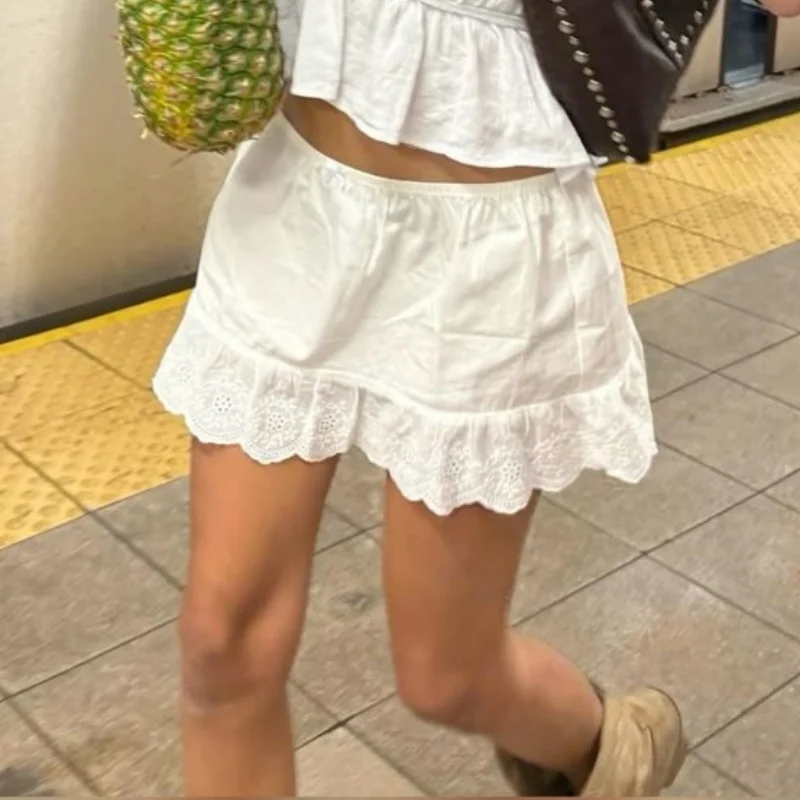 Y2K Cutecore Mini Skirts Women Lace Lolita Short Skirts White Floral Eyelet Hem Skirt Club Party Female A-line Skirts Streetwear 4