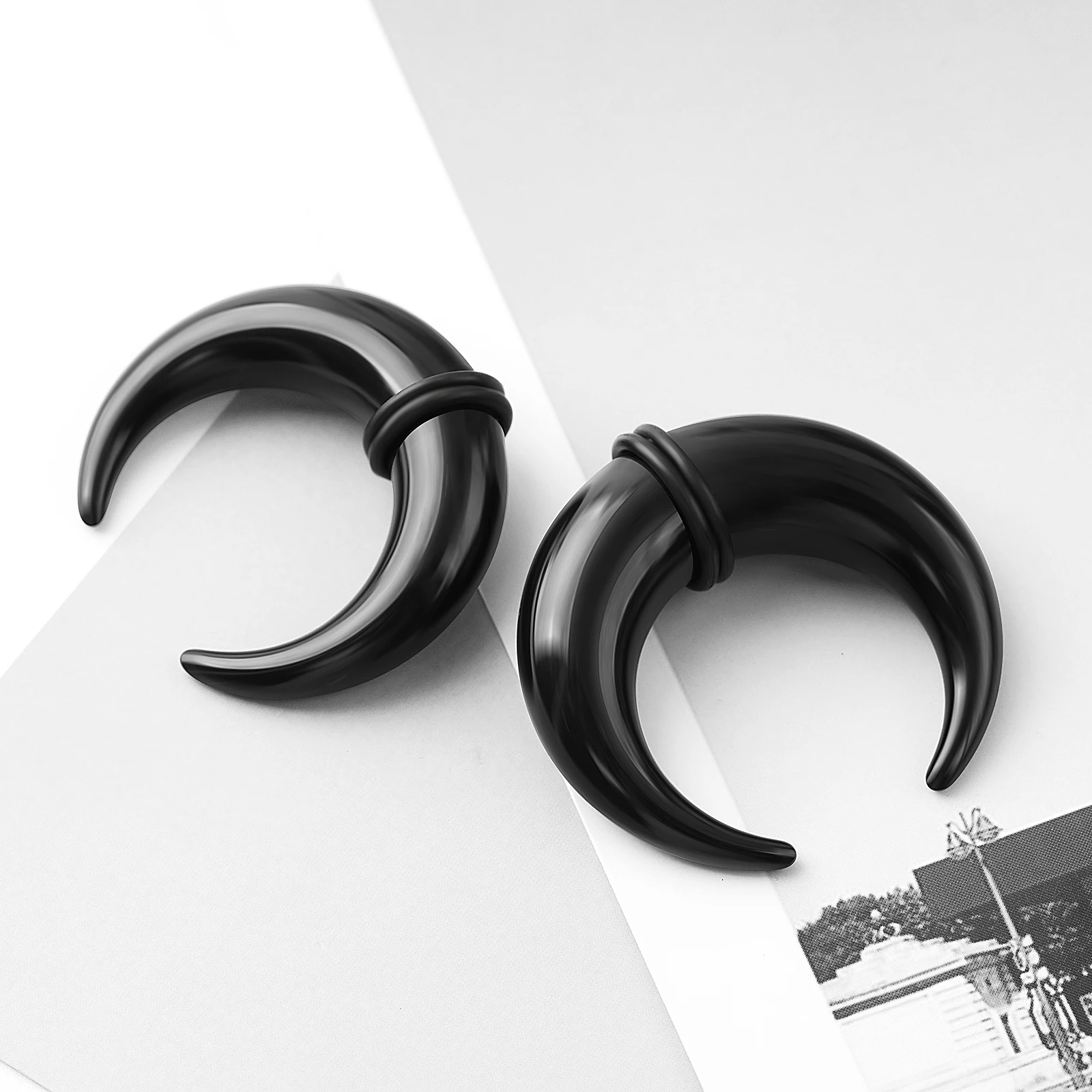 Acrylic Buffalo Horn Earrings Ear Plugs Tunnels Taper Ear Expender Stretcher O-Rings Black Punk Piercing Jewelry 1Pair