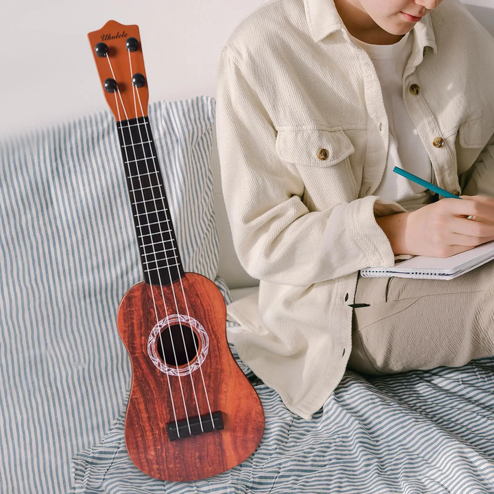 Simulation 4 Strings Soprano Ukulele Instrument 21 inch Ukulele Guitar for Beginners ukulele set