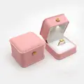 B-Pink