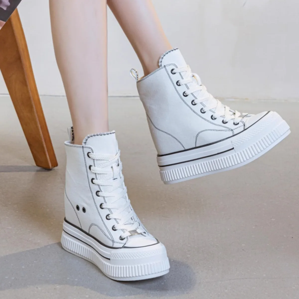 2025 새로운 여성 Chunky Sole 캔버스 스니커즈 13cm 플랫폼 캐주얼 하..