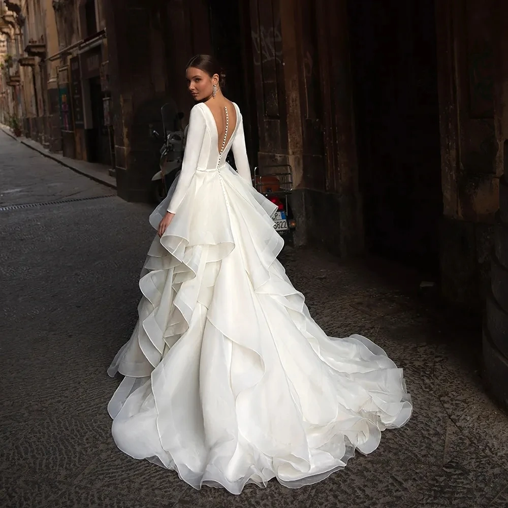Gorgeous Wedding Dresses 2024 V-Neck Backless Modern Robes Long Sleeves Tiered Pleat Gowns Luxury Vestidos De Novia Customized 2