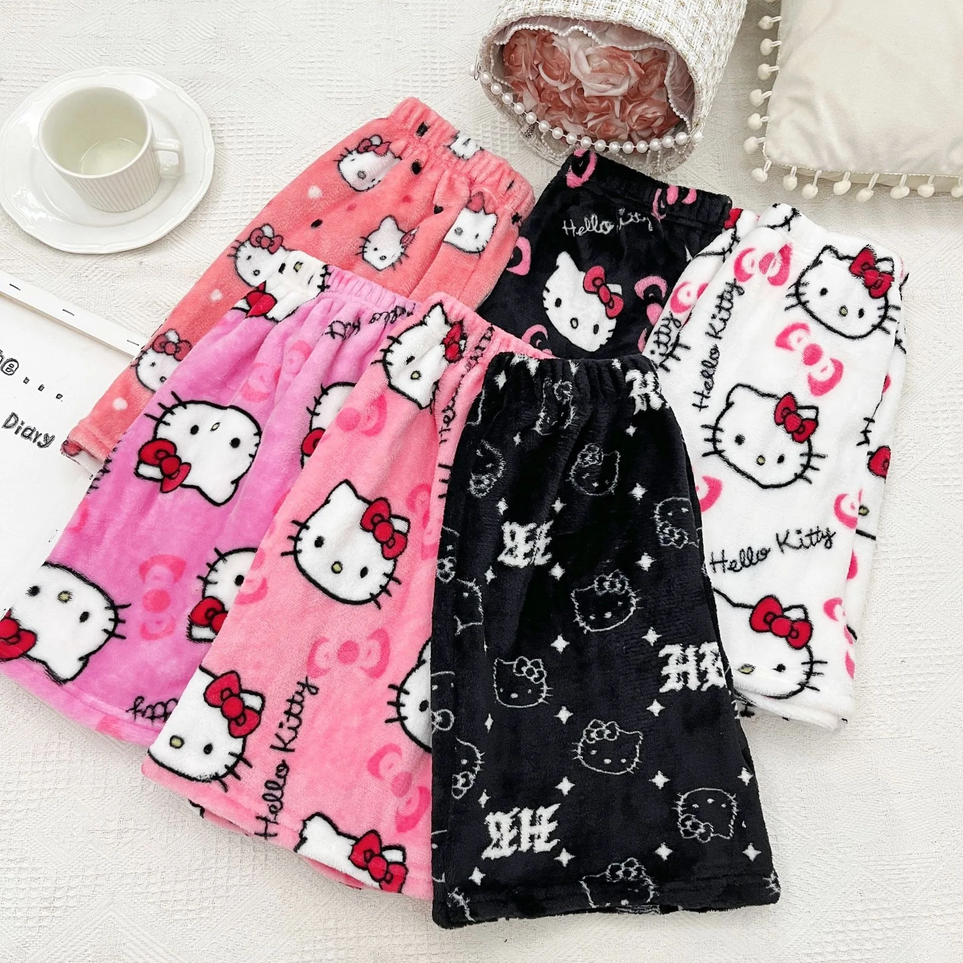 2025 New Hello Kitty Pajama Pants Anime Loose Pants Cartoon Couple shortswear Women Leisure Home Trousers 2