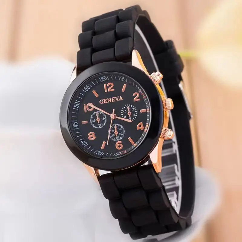 

New Fashion Women Men Quartz Watch Mens Women Watches Luxury Classic Retro Big diamond Wristwatches