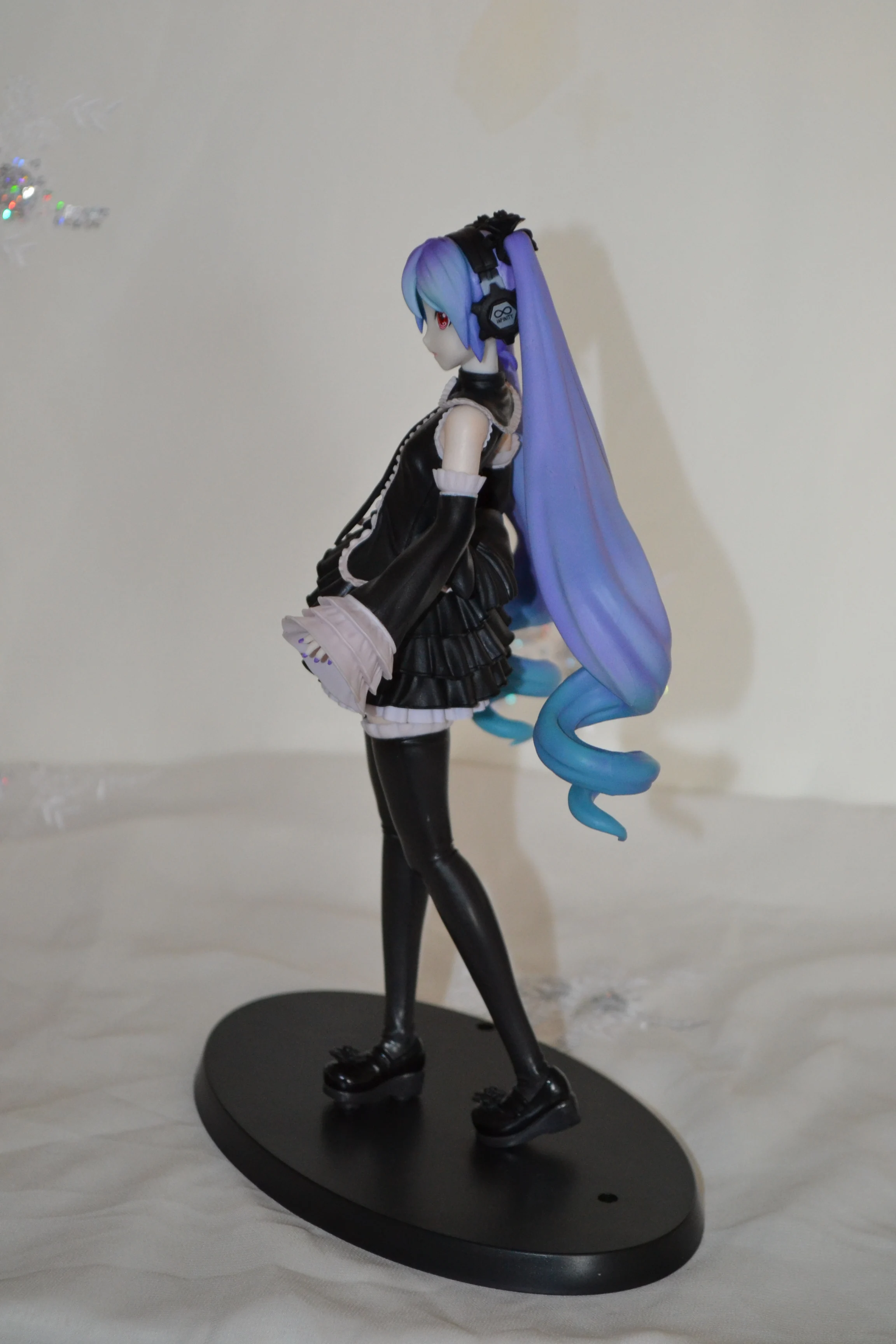 Sd4f85ebed4874eb7ae46fa065e71e34c1 - Hatsune Miku Figure