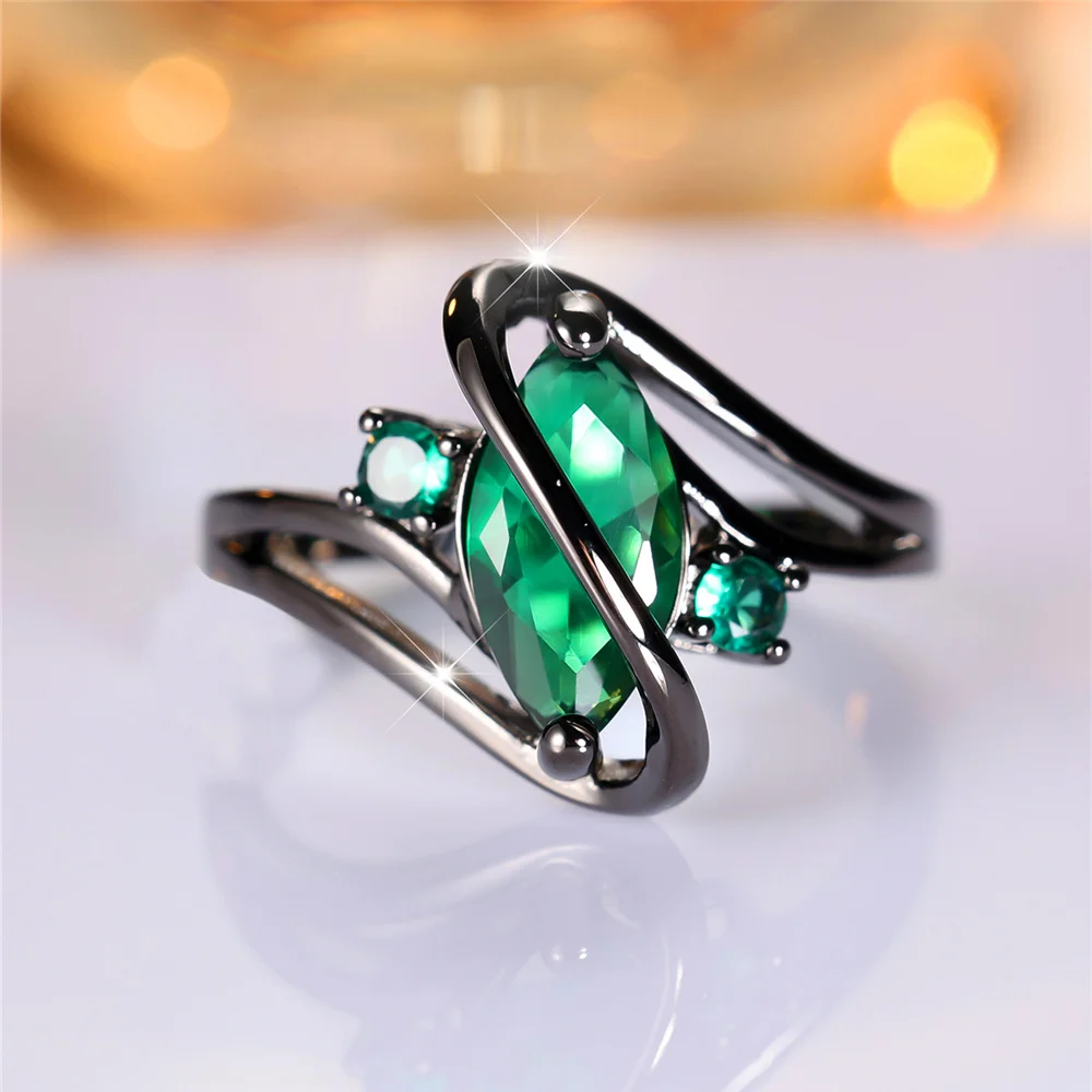 Trendy Cute Female Green Zircon Stone Ring Vintage Fashion Black Gold Color Wedding Jewelry For Women