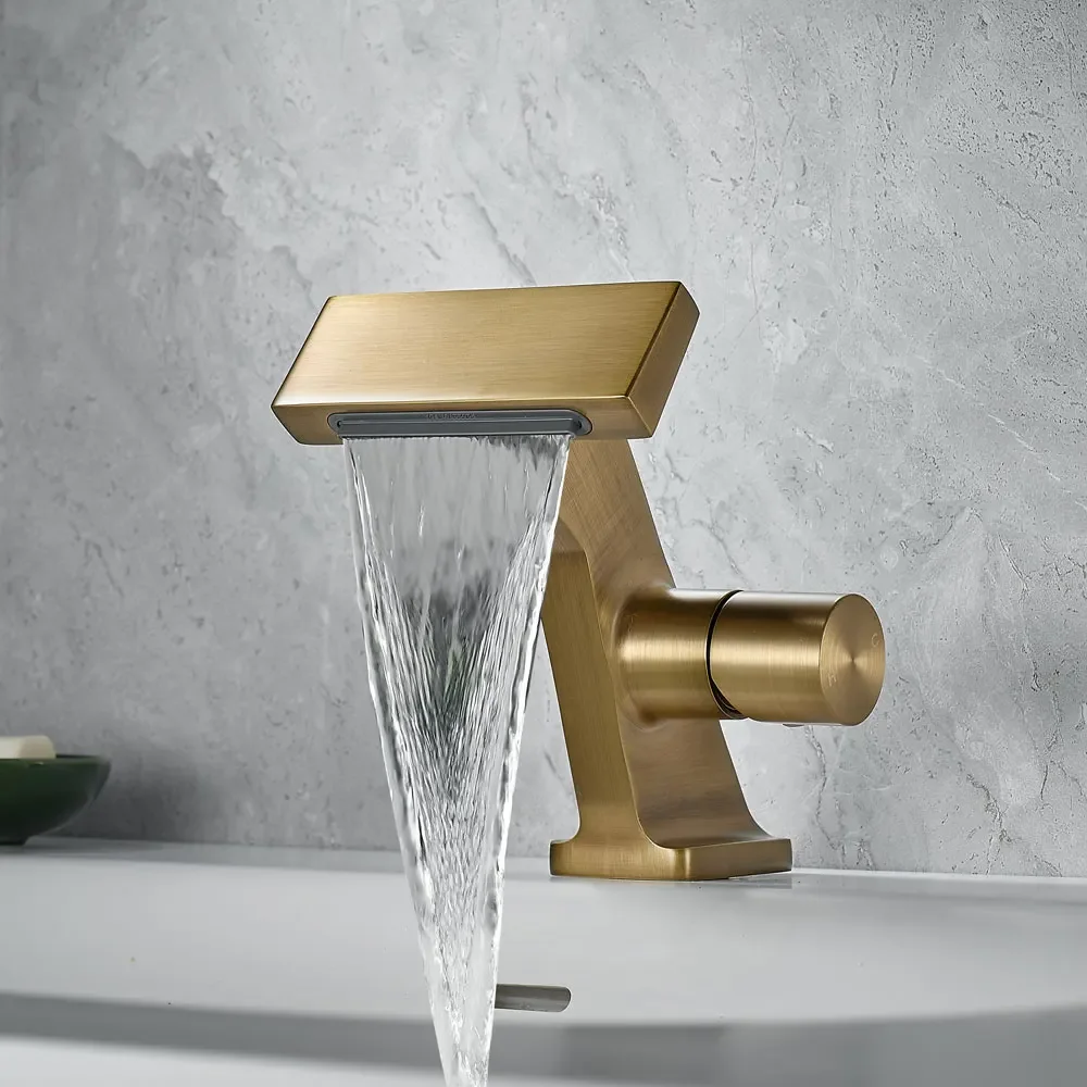 Modern Luxury Basin Faucet Bathroom Washbasin Golden Faucet Copper Waterfall Bathroom Faucets Hot and Cold Mixer Sink Tap Crane