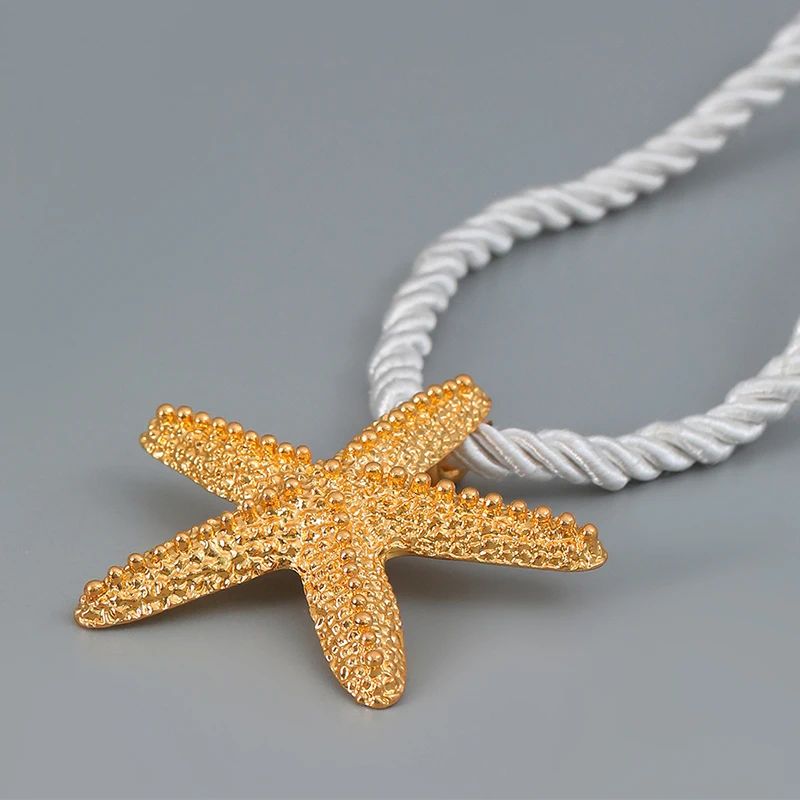 Juego De Accesorios De Princesa Con Temática Oceánica – Collar De Estrella De Mar, Corona De Flores Y Clip Para El Pelo – Ideal Para Disfraces De Carnaval Y Cosplay – 3 Piezas
