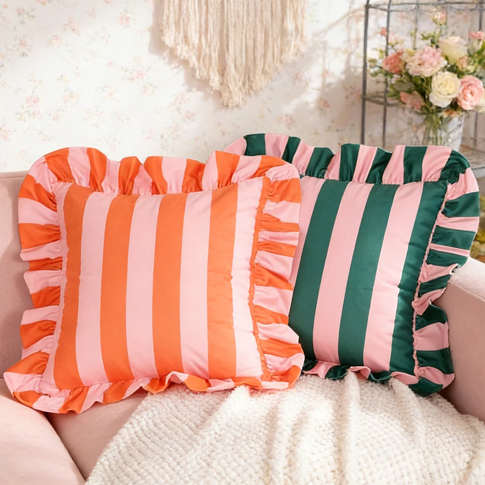 Striped Lace Velvet Pillowcase Image 12