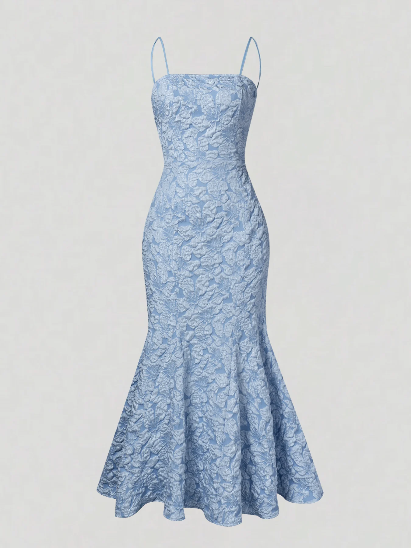 فستان سماوي بنقشة دانتيل وقصة ميرميد أنيقة