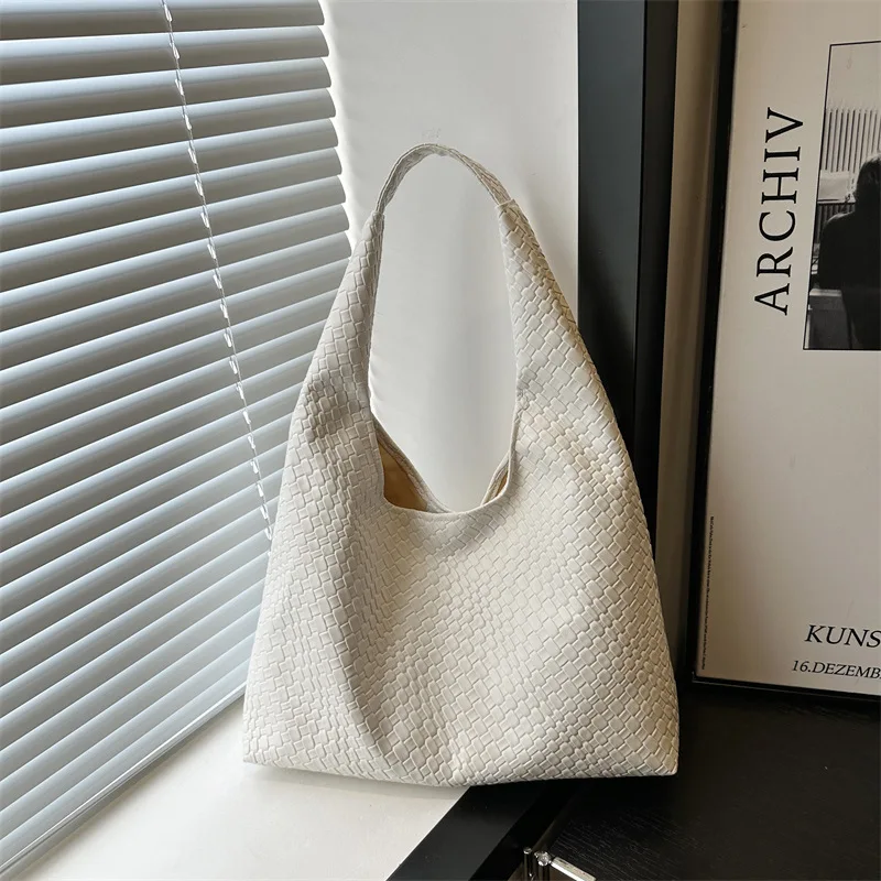 City Chic Large Capacity Woven Tote Bag