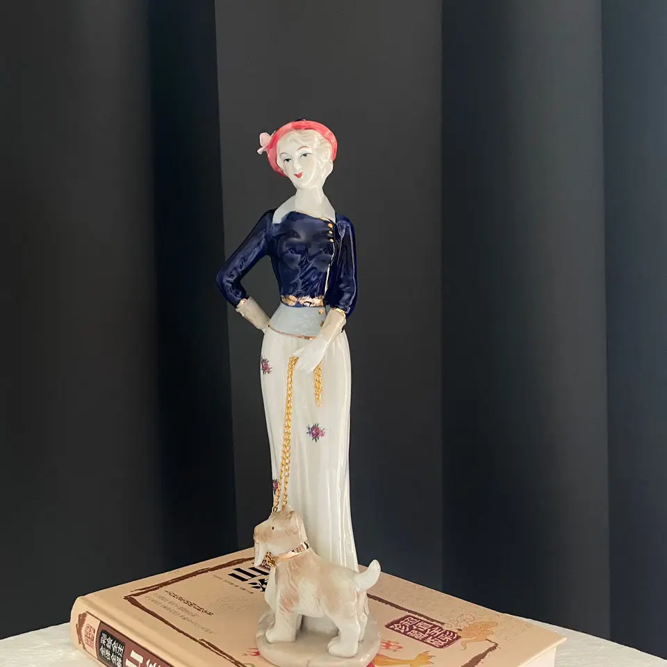 

Современные женские с собакой, изящные богини, керамические художественные украшения для магазина, офиса, настольные статуэтки для шкафа, поделки