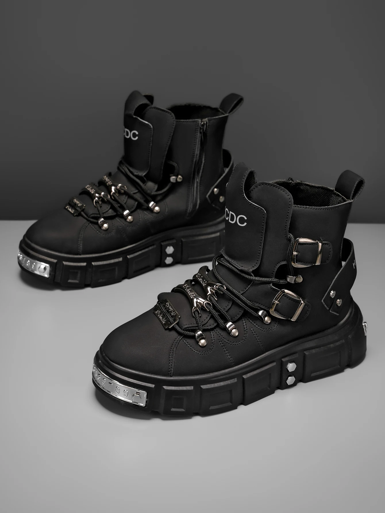 Men's Hip Hop Punk Rock Rivet Shoes Outdoor Motorcycle Gothic