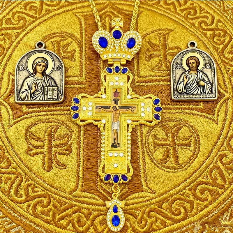 Neues, mit Edelsteinen verziertes orthodoxes Pektoralkreuz, vergoldet mit Kristall, Kruzifix-Ikonen-Halskette für Priesterliturgie und Andacht – Detail 18
