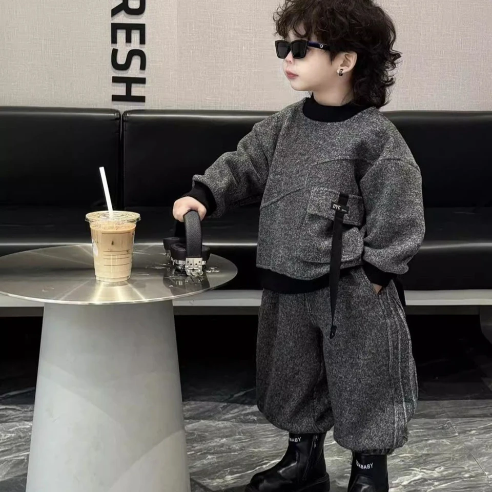 Neues Samt-Set für Kinder, 2026, Frühling und Herbst, Kapuzenpullover, koreanische Ausgabe, coole, hübsche Freizeithosen, Kinderkleidung, zweiteiliges Set, 4–12 Jahre – Detail 1