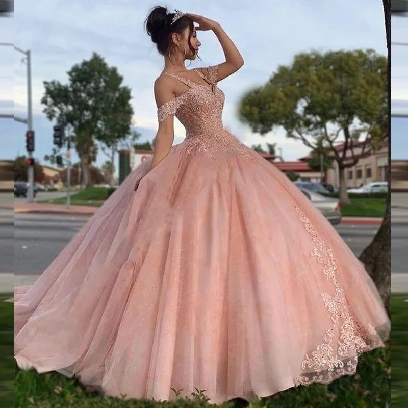 

Strap Pink Ball Gown Quinceanera Dresses 15 Party Birthday Sexy Sweetheart Lace Vestidos De Debutante Ballkleid Hot