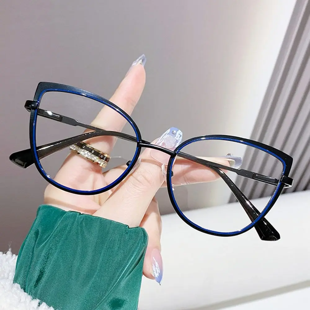 Blaue Strahlen blockierende Anti-Blaulicht-Brille, Augenschutz, ultraleichte Computerbrille, optische Metallbrille, für Männer und Frauen – Detail 6