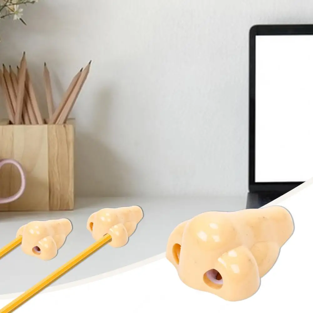 2Pcs 재미 있은 코 연필깎이 현실적인 모양의 컴팩트 사이즈 휴대용 참신한 펜깎이 학교 문구 선물