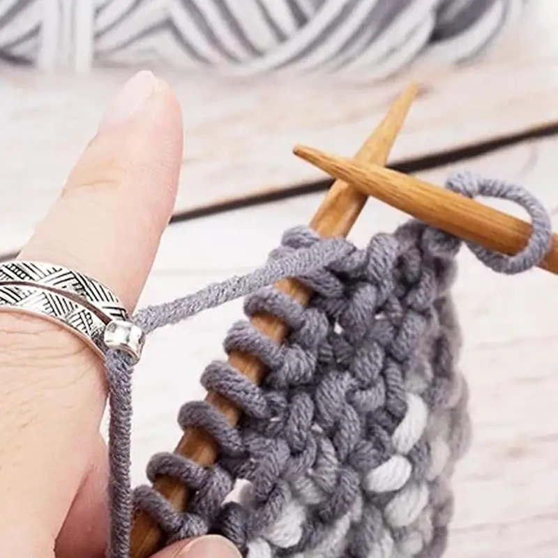 Knitting Crochet Loop Adjustable Ring Webbing Crochet Wool Knitting Finger Thimble Yarn Guide Sewing Accessory