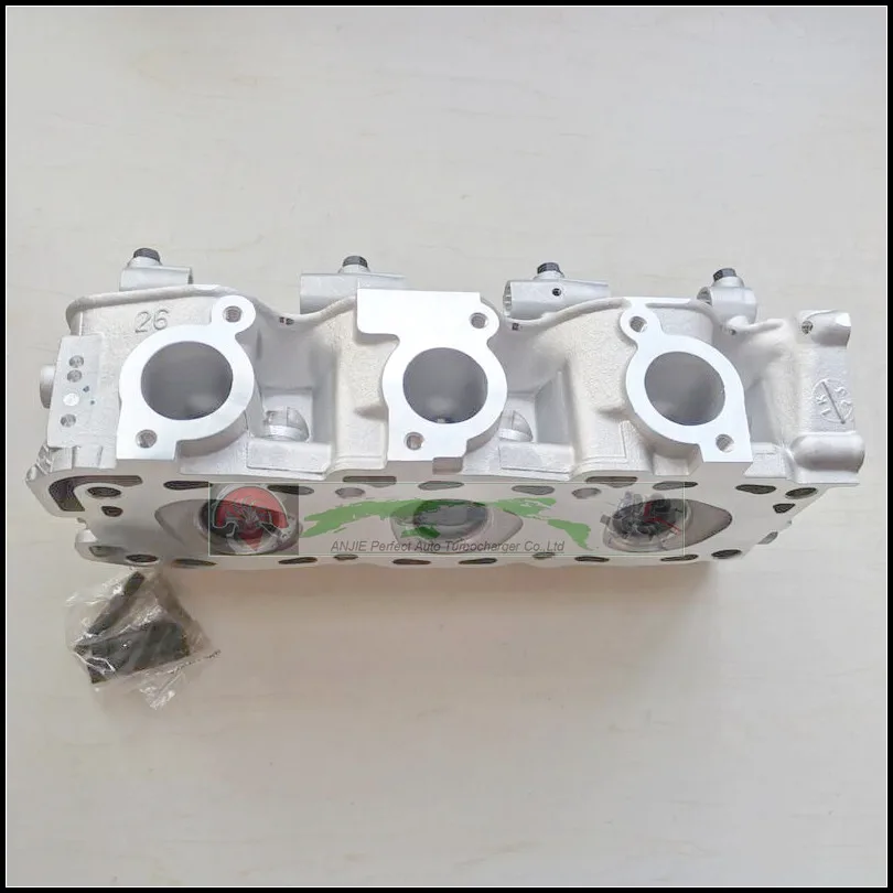 ③ ww 6G72 Cylinder Head MD307677 MD307678 22100-35000 For