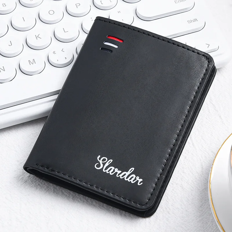 Sleek Male Card Wallet Compact Ultra-Thin Integrated Multi-Card Case
