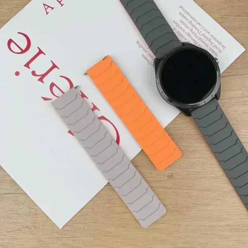 Magnetic Silicone Sport Band, 20mm/22mm - Universal Fit