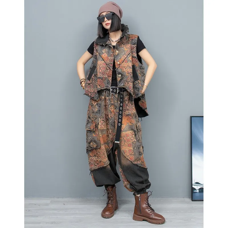 

2024 Spring Summer New Trendy Personality Print Distressed Denim Irregular Vest + Large Crotch Pants Two-piece Set Women LX323