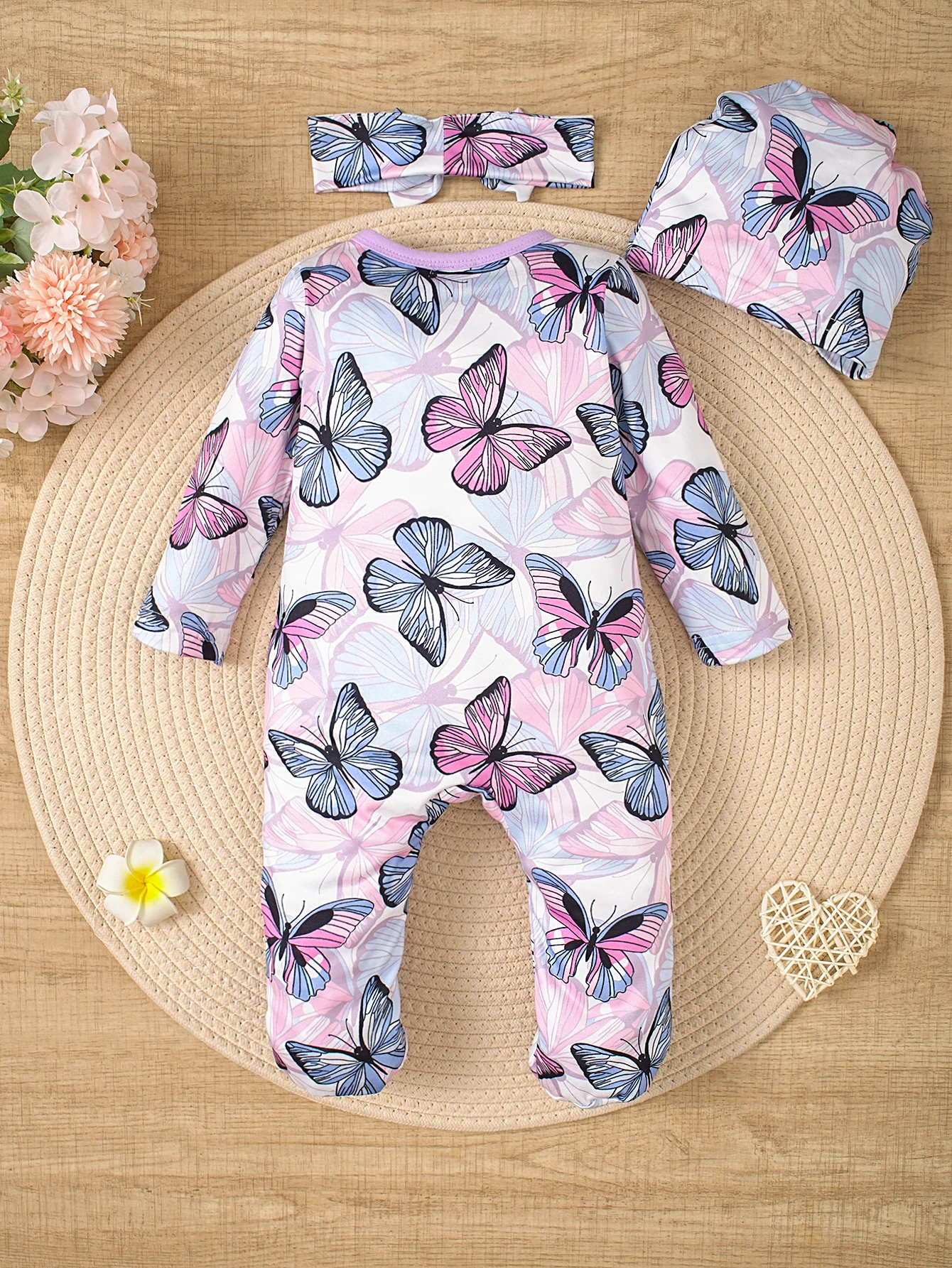 Spring and summer baby newborn zip-up footed onesie set, including a hat and a scarf, three-piece set 2