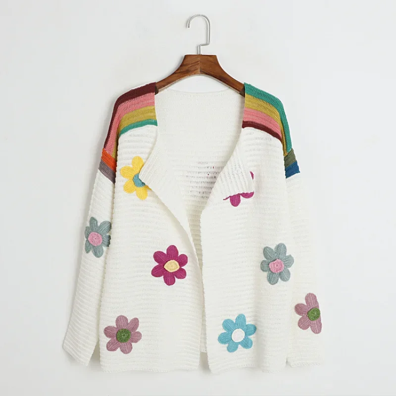 

2023 Autumn Oversized Cardigan Contrast Hand Hook Flower Embroidery Sweater Jacket Loose White Long Sleeve Knitted Cardigan